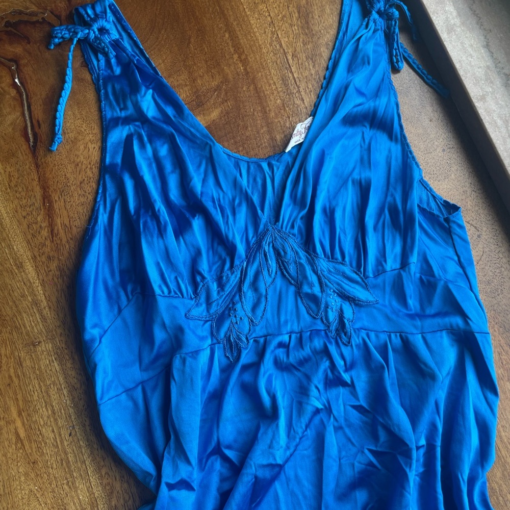 Rare Vanity Fair Blue Floral Satin Maxi Dress Size Small - Picture 6 of 9